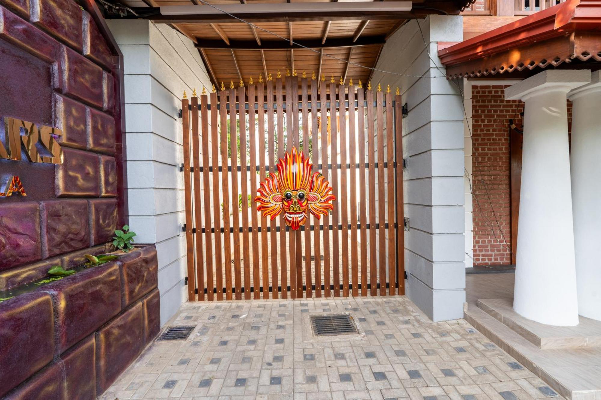 Golden Stars Hotel Dambulla Εξωτερικό φωτογραφία